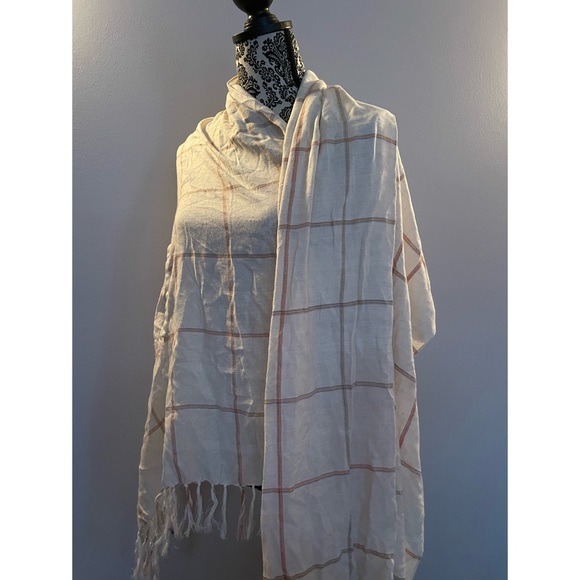 Madewell cape scarf - Picture 2 of 5
